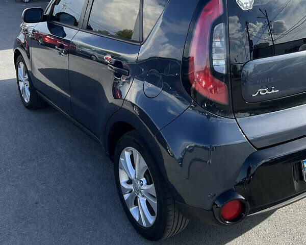 Серый Киа Soul, объемом двигателя 2 л и пробегом 177 тыс. км за 10200 $, фото 3 на Automoto.ua