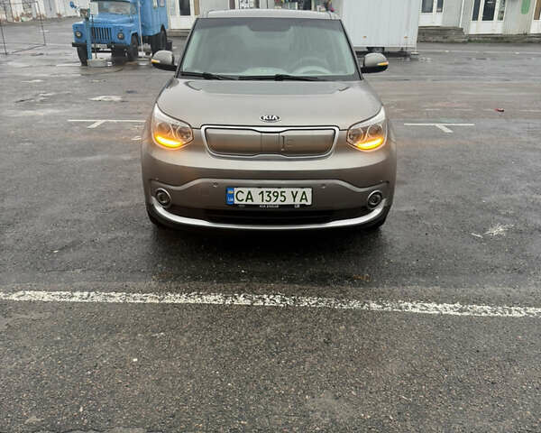 Серый Киа Soul, объемом двигателя 0 л и пробегом 127 тыс. км за 7500 $, фото 1 на Automoto.ua