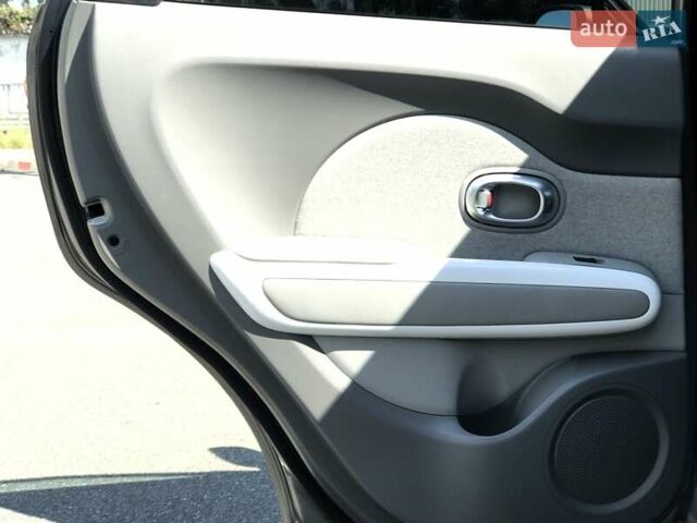 Серый Киа Soul, объемом двигателя 0 л и пробегом 100 тыс. км за 6400 $, фото 24 на Automoto.ua