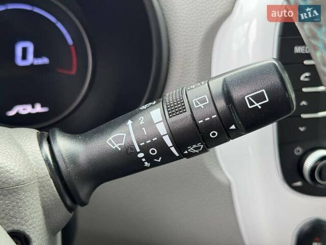 Серый Киа Soul, объемом двигателя 0 л и пробегом 123 тыс. км за 6950 $, фото 34 на Automoto.ua
