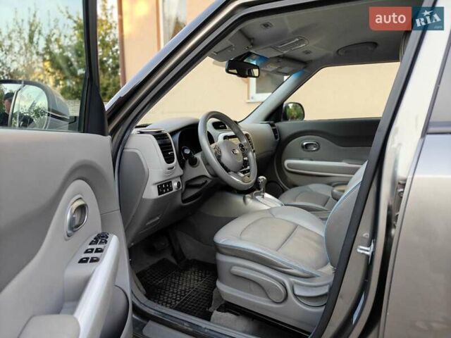 Серый Киа Soul, объемом двигателя 0 л и пробегом 115 тыс. км за 6999 $, фото 11 на Automoto.ua