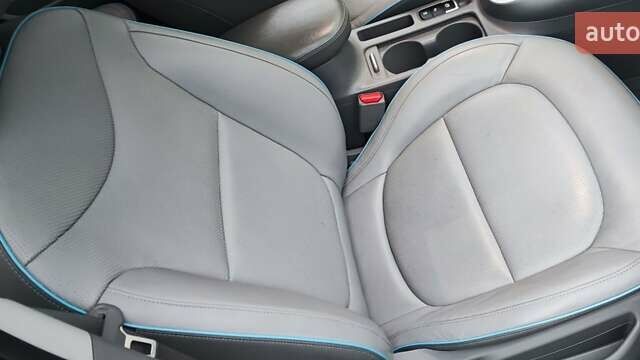 Серый Киа Soul, объемом двигателя 0 л и пробегом 84 тыс. км за 7500 $, фото 23 на Automoto.ua