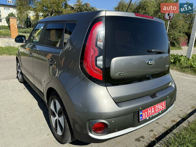 Серый Киа Soul, объемом двигателя 0 л и пробегом 109 тыс. км за 6499 $, фото 7 на Automoto.ua