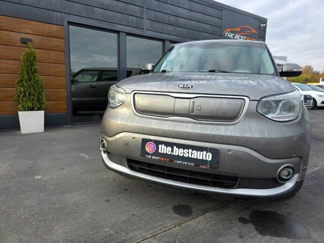 Серый Киа Soul, объемом двигателя 0 л и пробегом 114 тыс. км за 5900 $, фото 2 на Automoto.ua
