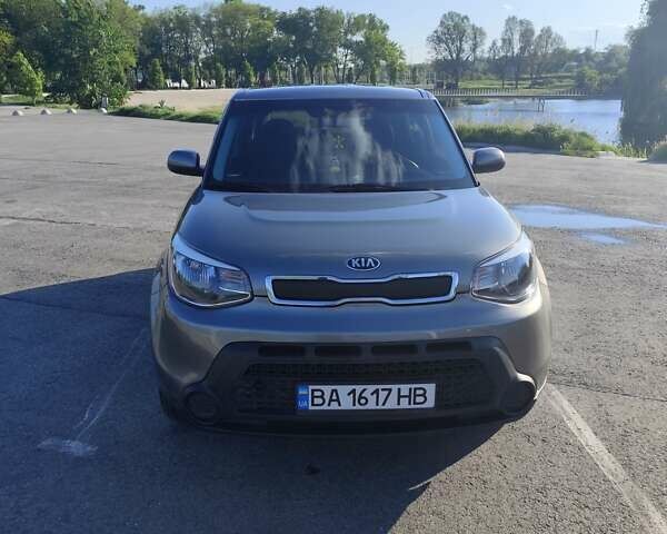 Серый Киа Soul, объемом двигателя 1.59 л и пробегом 157 тыс. км за 9300 $, фото 2 на Automoto.ua