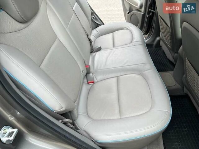 Киа Soul 2015 в Хмельницком на Automoto.ua Серый Киа Soul, объемом двигателя 0 л и пробегом 95 тыс. км за 6500 $, фото 48 на Automoto.ua