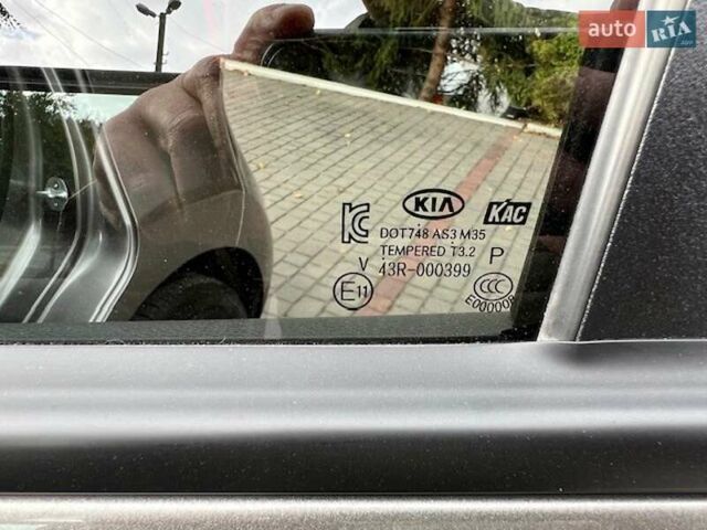 Киа Soul 2015 в Хмельницком на Automoto.ua Серый Киа Soul, объемом двигателя 0 л и пробегом 95 тыс. км за 6500 $, фото 61 на Automoto.ua