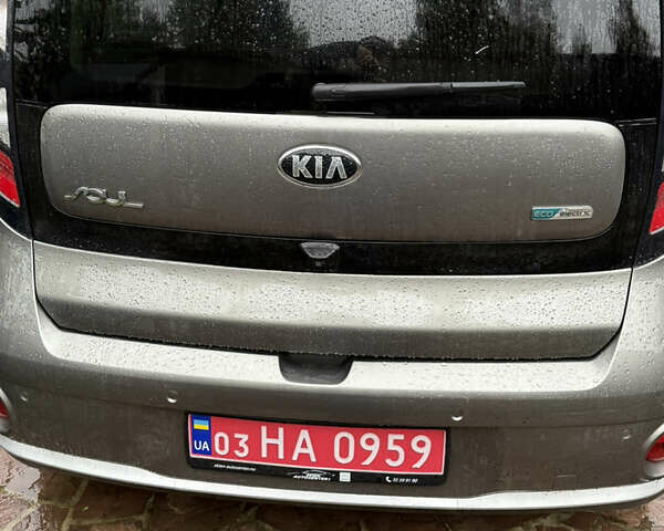 Серый Киа Soul, объемом двигателя 0 л и пробегом 109 тыс. км за 6499 $, фото 51 на Automoto.ua