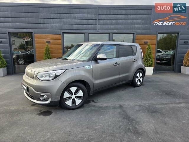 Серый Киа Soul, объемом двигателя 0 л и пробегом 114 тыс. км за 5599 $, фото 7 на Automoto.ua