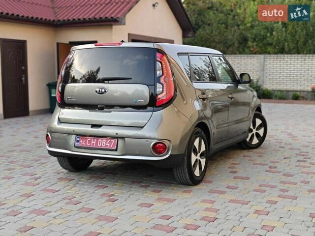 Серый Киа Soul, объемом двигателя 0 л и пробегом 115 тыс. км за 6999 $, фото 4 на Automoto.ua