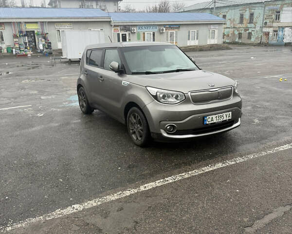 Серый Киа Soul, объемом двигателя 0 л и пробегом 127 тыс. км за 7500 $, фото 9 на Automoto.ua