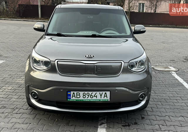 Серый Киа Soul, объемом двигателя 0 л и пробегом 185 тыс. км за 9700 $, фото 2 на Automoto.ua