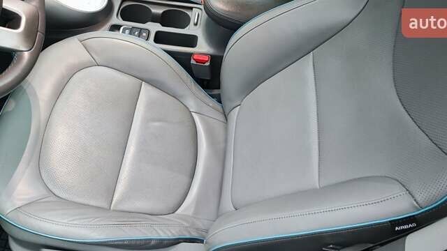 Серый Киа Soul, объемом двигателя 0 л и пробегом 84 тыс. км за 7500 $, фото 25 на Automoto.ua