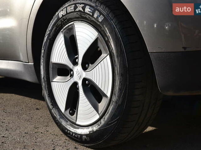 Сірий Кіа Soul, об'ємом двигуна 0 л та пробігом 148 тис. км за 5800 $, фото 12 на Automoto.ua