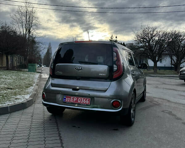 Серый Киа Soul, объемом двигателя 0 л и пробегом 119 тыс. км за 5750 $, фото 24 на Automoto.ua