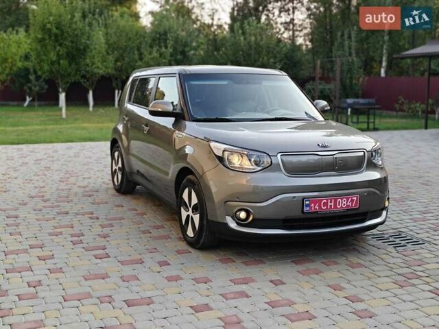 Серый Киа Soul, объемом двигателя 0 л и пробегом 115 тыс. км за 6999 $, фото 3 на Automoto.ua