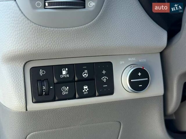 Серый Киа Soul, объемом двигателя 0 л и пробегом 145 тыс. км за 6000 $, фото 21 на Automoto.ua