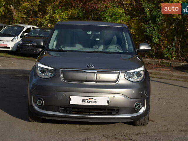 Сірий Кіа Soul, об'ємом двигуна 0 л та пробігом 148 тис. км за 5800 $, фото 2 на Automoto.ua