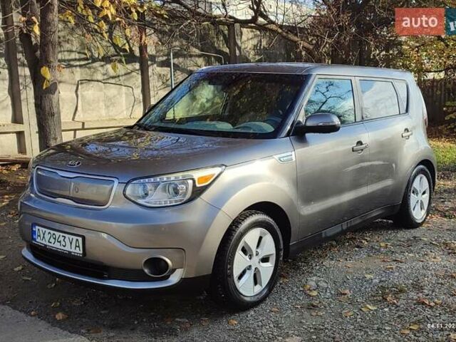 Серый Киа Soul, объемом двигателя 0 л и пробегом 78 тыс. км за 7100 $, фото 11 на Automoto.ua