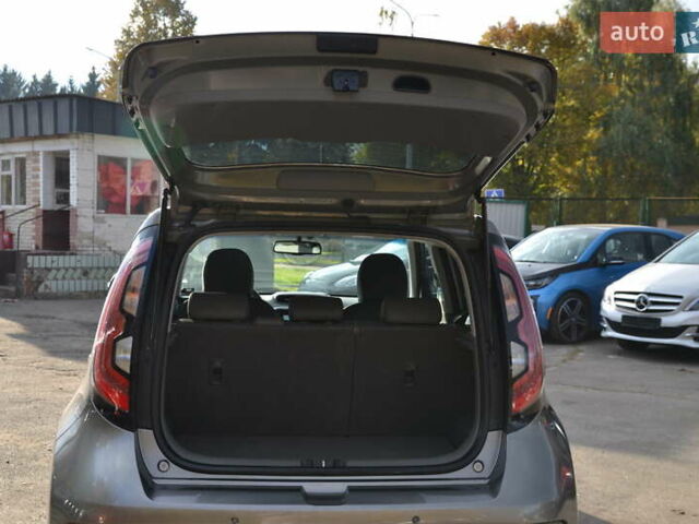 Сірий Кіа Soul, об'ємом двигуна 0 л та пробігом 148 тис. км за 5800 $, фото 20 на Automoto.ua