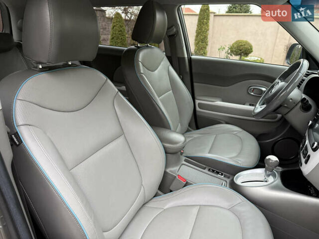 Серый Киа Soul, объемом двигателя 0 л и пробегом 111 тыс. км за 7100 $, фото 25 на Automoto.ua