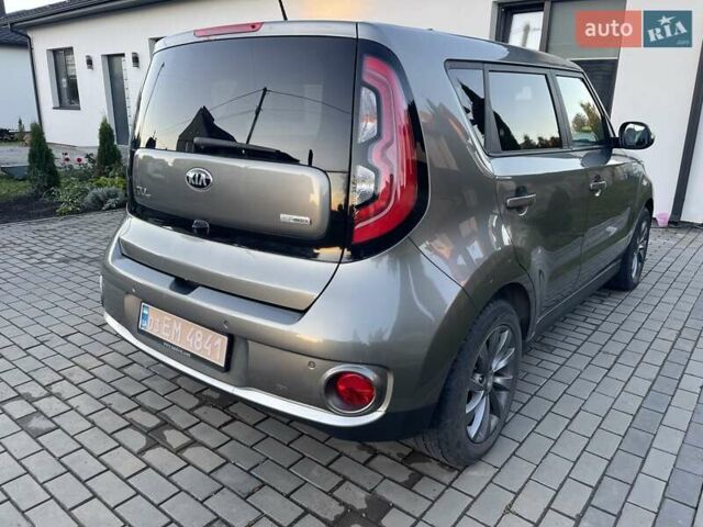 Сірий Кіа Soul, об'ємом двигуна 0 л та пробігом 100 тис. км за 6200 $, фото 3 на Automoto.ua