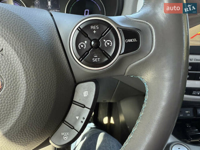 Серый Киа Soul, объемом двигателя 0 л и пробегом 109 тыс. км за 6499 $, фото 42 на Automoto.ua