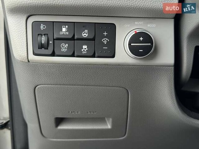 Серый Киа Soul, объемом двигателя 0 л и пробегом 123 тыс. км за 6950 $, фото 29 на Automoto.ua