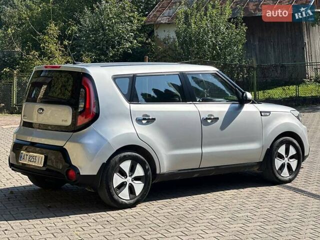Сірий Кіа Soul, об'ємом двигуна 1.58 л та пробігом 205 тис. км за 8450 $, фото 4 на Automoto.ua