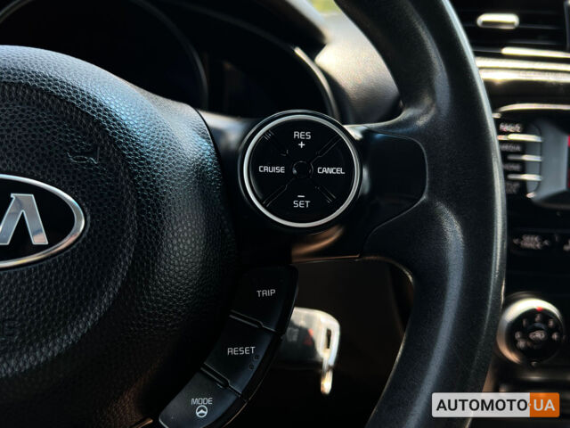 Серый Киа Soul, объемом двигателя 1.6 л и пробегом 114 тыс. км за 11200 $, фото 12 на Automoto.ua