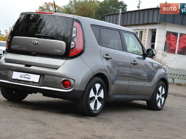 Киа Soul 2016 в Луцке на Automoto.ua Серый Киа Soul, объемом двигателя 0 л и пробегом 100 тыс. км за 11500 $, фото 7 на Automoto.ua
