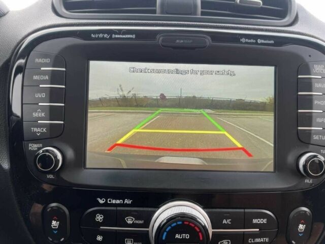 Серый Киа Soul, объемом двигателя 2 л и пробегом 72 тыс. км за 7800 $, фото 12 на Automoto.ua