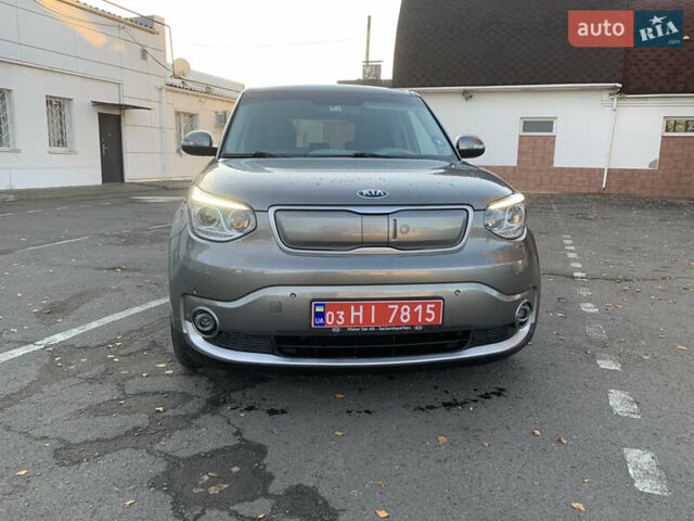 Сірий Кіа Soul, об'ємом двигуна 0 л та пробігом 142 тис. км за 7250 $, фото 23 на Automoto.ua