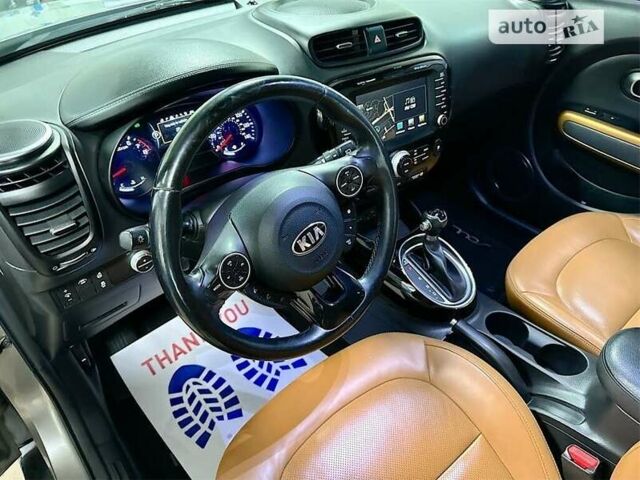 Серый Киа Soul, объемом двигателя 2 л и пробегом 145 тыс. км за 1700 $, фото 9 на Automoto.ua