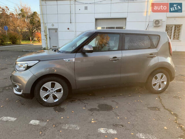 Сірий Кіа Soul, об'ємом двигуна 0 л та пробігом 142 тис. км за 7250 $, фото 32 на Automoto.ua