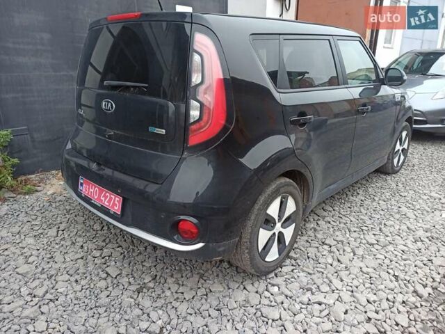 Сірий Кіа Soul, об'ємом двигуна 0 л та пробігом 130 тис. км за 7690 $, фото 12 на Automoto.ua