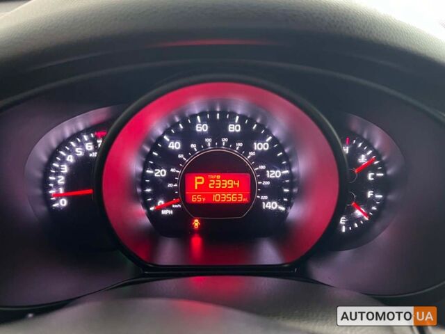 Сірий Кіа Soul, об'ємом двигуна 1.6 л та пробігом 165 тис. км за 10000 $, фото 19 на Automoto.ua