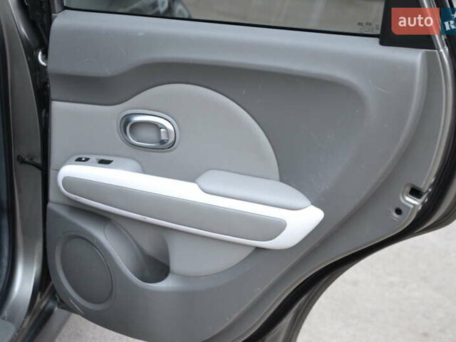 Киа Soul 2016 в Луцке на Automoto.ua Серый Киа Soul, объемом двигателя 0 л и пробегом 125 тыс. км за 5999 $, фото 20 на Automoto.ua