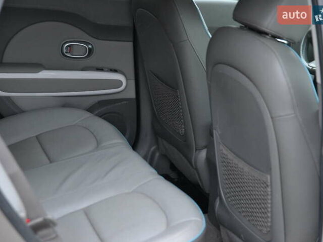 Киа Soul 2016 в Луцке на Automoto.ua Серый Киа Soul, объемом двигателя 0 л и пробегом 125 тыс. км за 5999 $, фото 19 на Automoto.ua