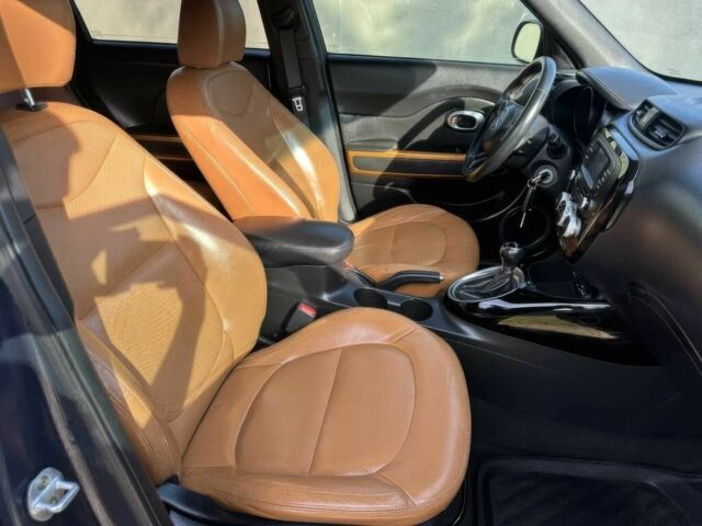 Киа Soul 2016 в Житомире на Automoto.ua Серый Киа Soul, объемом двигателя 2 л и пробегом 79 тыс. км за 2000 $, фото 4 на Automoto.ua