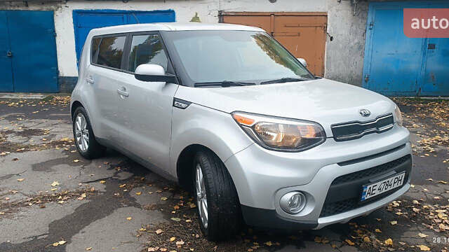 Серый Киа Soul, объемом двигателя 2 л и пробегом 75 тыс. км за 12600 $, фото 5 на Automoto.ua