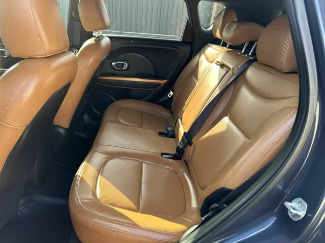 Киа Soul 2016 в Житомире на Automoto.ua Серый Киа Soul, объемом двигателя 2 л и пробегом 79 тыс. км за 2000 $, фото 9 на Automoto.ua