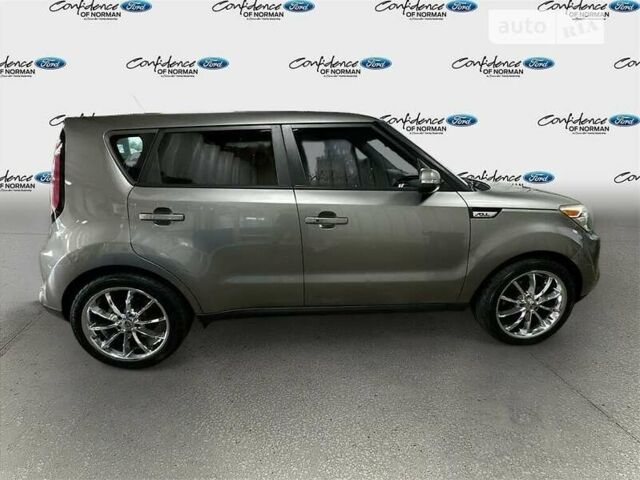 Серый Киа Soul, объемом двигателя 2 л и пробегом 145 тыс. км за 1700 $, фото 3 на Automoto.ua