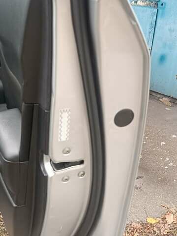 Киа Soul 2016 в Першотравенске на Automoto.ua Серый Киа Soul, объемом двигателя 2 л и пробегом 75 тыс. км за 13500 $, фото 27 на Automoto.ua