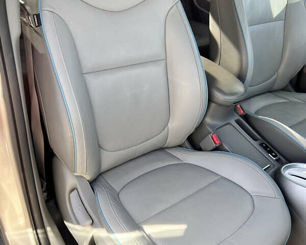 Киа Soul 2016 в Владимир-Волынский на Automoto.ua Серый Киа Soul, объемом двигателя 0 л и пробегом 143 тыс. км за 10250 $, фото 39 на Automoto.ua