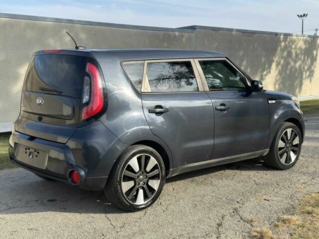 Киа Soul 2016 в Житомире на Automoto.ua Серый Киа Soul, объемом двигателя 2 л и пробегом 79 тыс. км за 2000 $, фото 3 на Automoto.ua