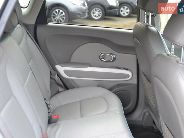 Киа Soul 2016 в Луцке на Automoto.ua Серый Киа Soul, объемом двигателя 0 л и пробегом 100 тыс. км за 11500 $, фото 20 на Automoto.ua