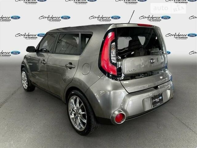 Серый Киа Soul, объемом двигателя 2 л и пробегом 145 тыс. км за 1700 $, фото 6 на Automoto.ua