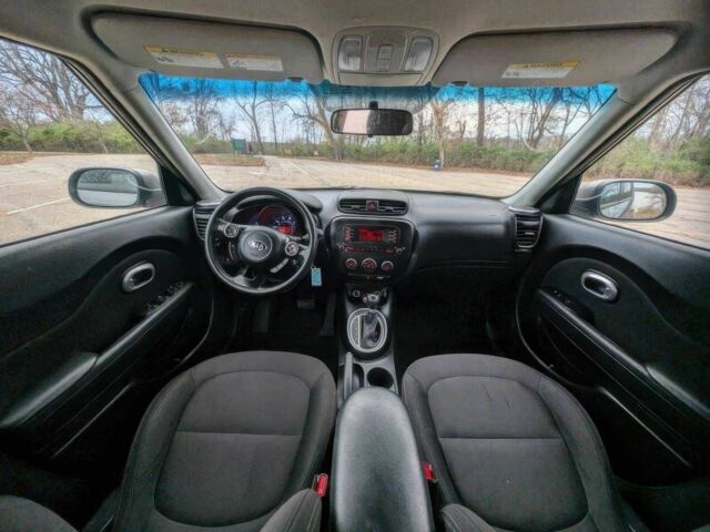 Сірий Кіа Soul, об'ємом двигуна 1.6 л та пробігом 65 тис. км за 7900 $, фото 6 на Automoto.ua