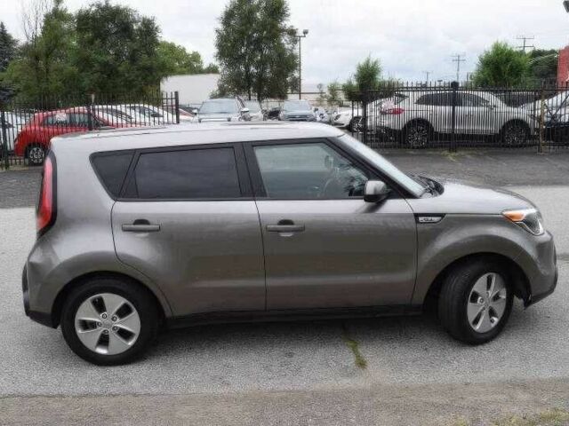 Сірий Кіа Soul, об'ємом двигуна 1.6 л та пробігом 99 тис. км за 5000 $, фото 3 на Automoto.ua